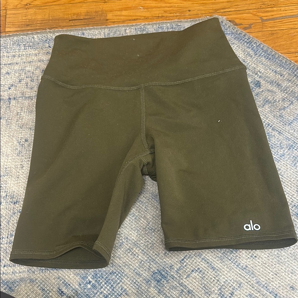 ALO Yoga Green Bike Shorts with High-Rise Waistband